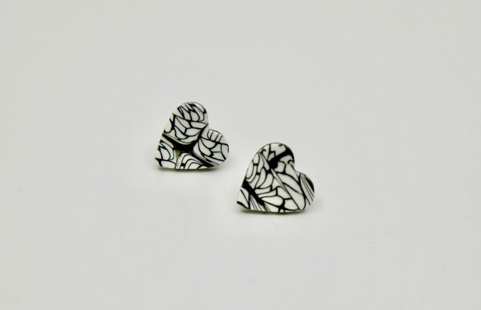 Delicate Studs 1 - Heart