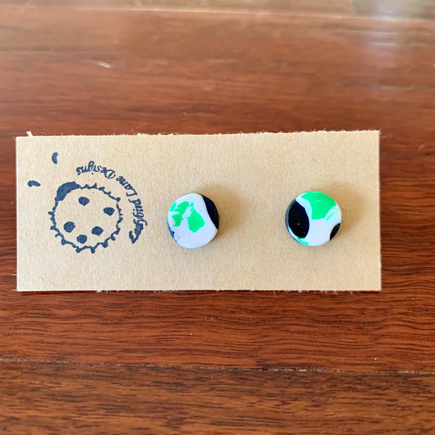 Marbled Cow Print Studs Green - Circle